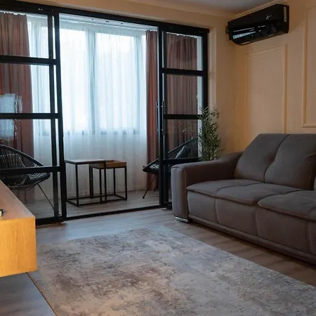 Cosy 2 In The Center Of The Bukarest