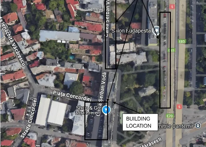 Апартаменти Cosy 2 In The Center Of The